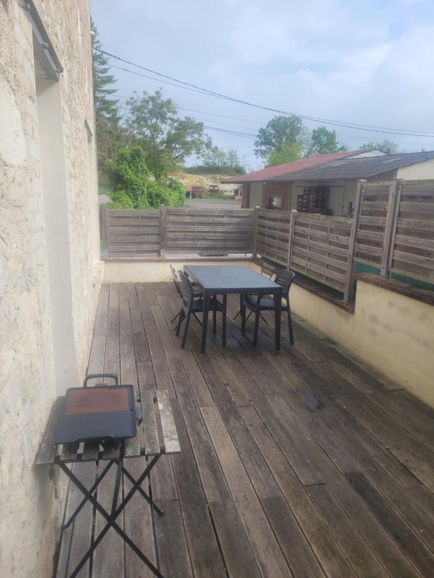 Appartement Cosy Dans Beau Village De Champagne Cormicy Dış mekan fotoğraf